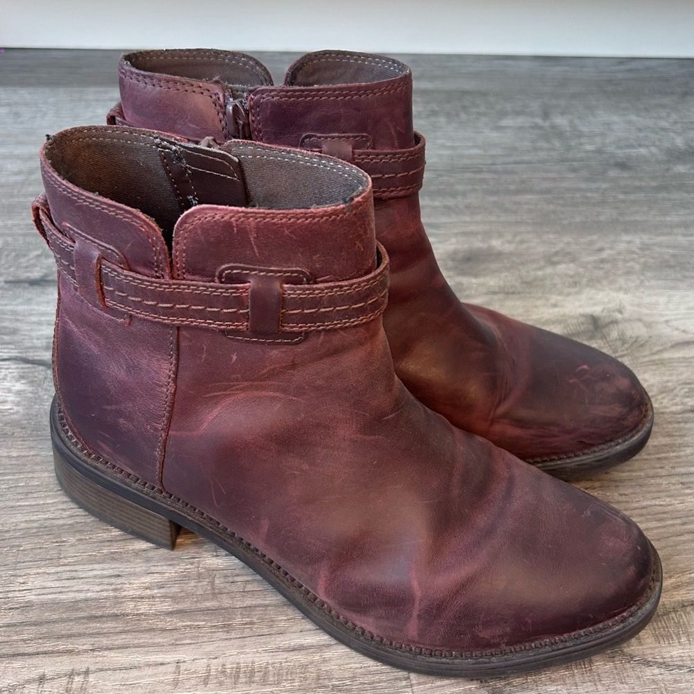 Clark’s Burgundy Leather Ankle Boots with inside zip